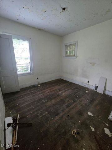 11114 Willowmere Avenue, Cleveland, OH 44108