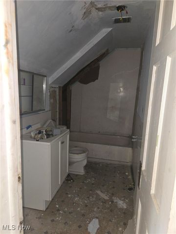 11114 Willowmere Avenue, Cleveland, OH 44108