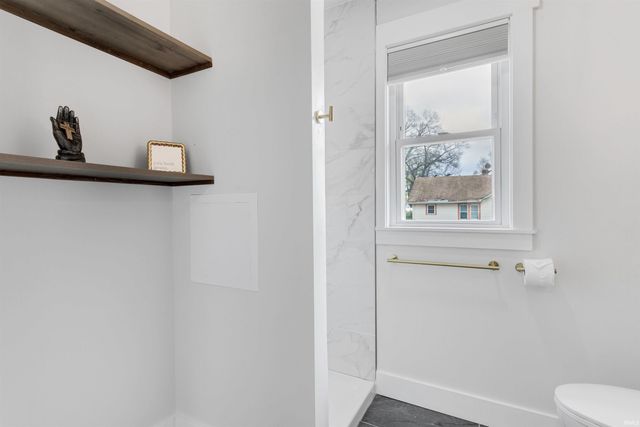 1229 Miner Street, South Bend, IN 46617