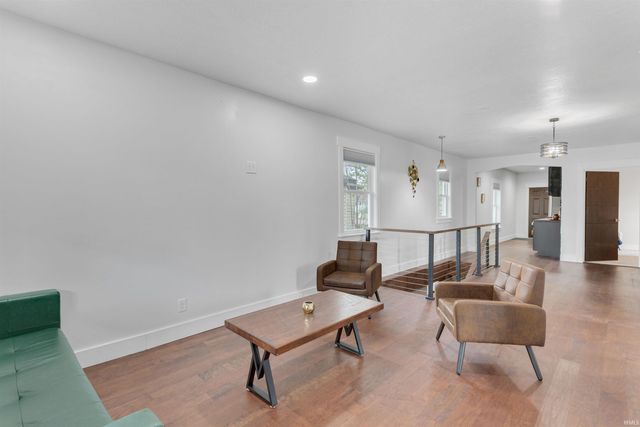 1229 Miner Street, South Bend, IN 46617