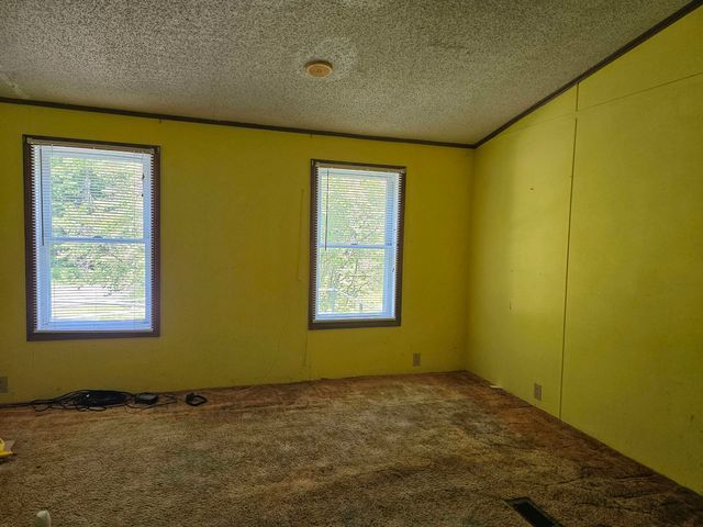 1616 Acworth Road, Charlestown, NH 03603