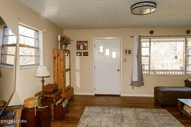5848 Fort Sumter Rd, Knoxville, TN 37938