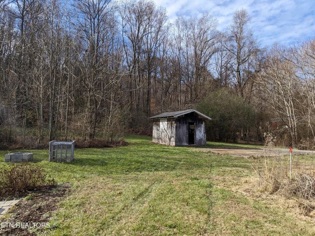 5848 Fort Sumter Rd, Knoxville, TN 37938