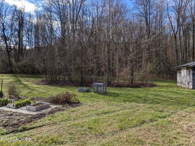 5848 Fort Sumter Rd, Knoxville, TN 37938