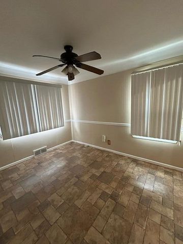 24235 Lexington Avenue, Eastpointe, MI 48021