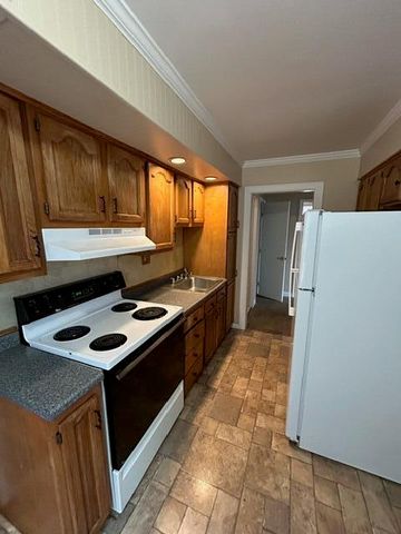 24235 Lexington Avenue, Eastpointe, MI 48021