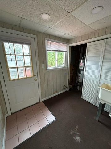 24235 Lexington Avenue, Eastpointe, MI 48021