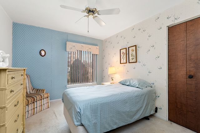 700 N Bruce Lane 108, Glenwood, IL 60425