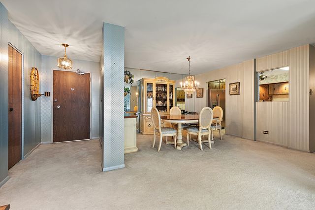 700 N Bruce Lane 108, Glenwood, IL 60425