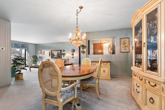 700 N Bruce Lane 108, Glenwood, IL 60425