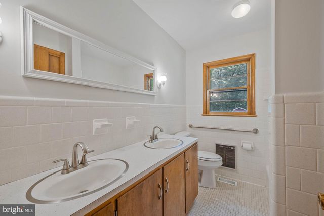 9103 MEETZE RD, Warrenton, VA 20187