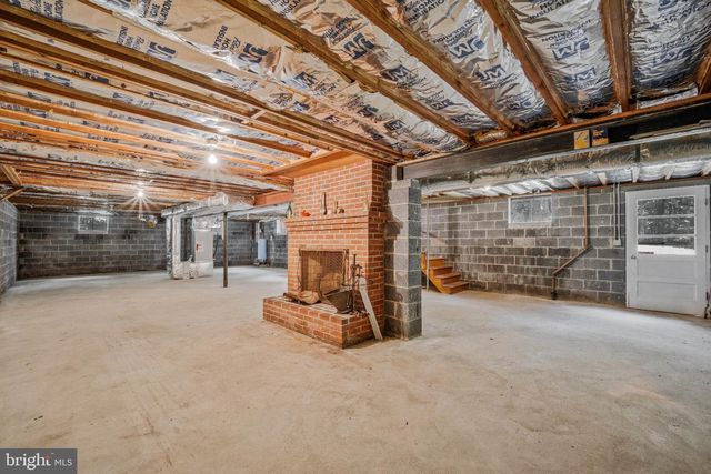 9103 MEETZE RD, Warrenton, VA 20187