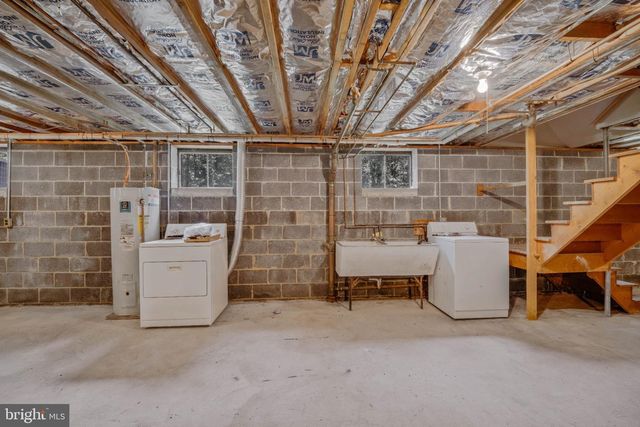9103 MEETZE RD, Warrenton, VA 20187