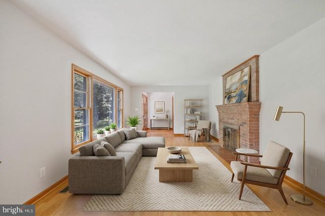 9103 MEETZE RD, Warrenton, VA 20187