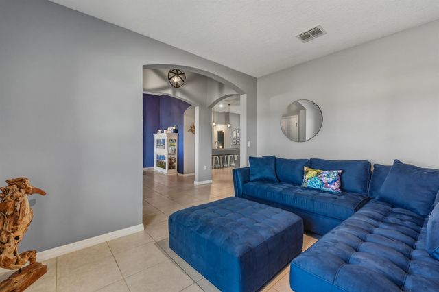 5265 NW East Delwood Drive, Port St Lucie, FL 34986