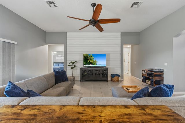 5265 NW East Delwood Drive, Port St Lucie, FL 34986