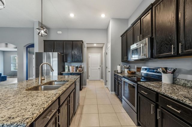 5265 NW East Delwood Drive, Port St Lucie, FL 34986