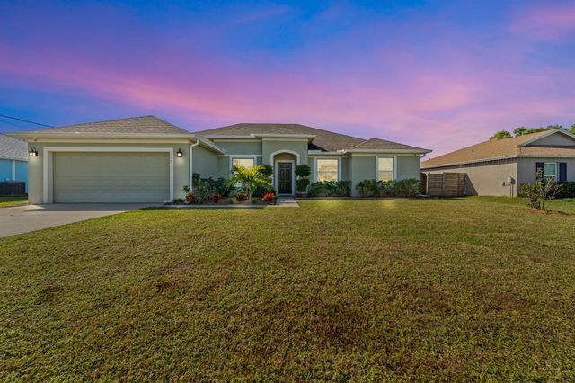 5265 NW East Delwood Drive, Port St Lucie, FL 34986