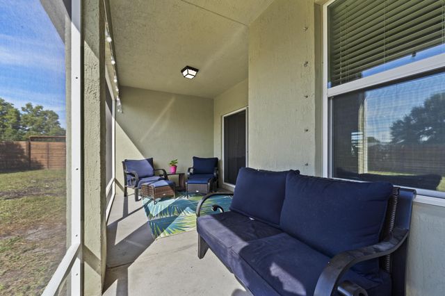 5265 NW East Delwood Drive, Port St Lucie, FL 34986