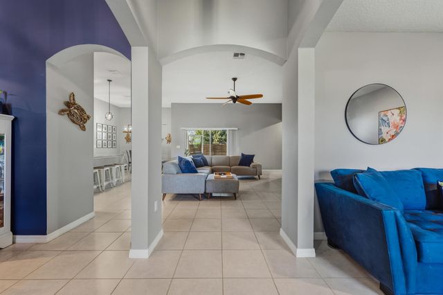 5265 NW East Delwood Drive, Port St Lucie, FL 34986