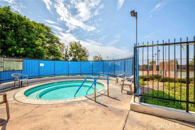 13624 La Jolla Circle H, La Mirada, CA 90638