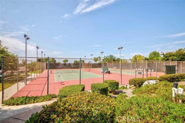 13624 La Jolla Circle H, La Mirada, CA 90638