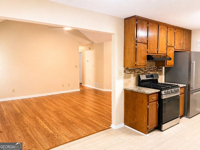 217 Briarpatch Court, Stockbridge, GA 30281