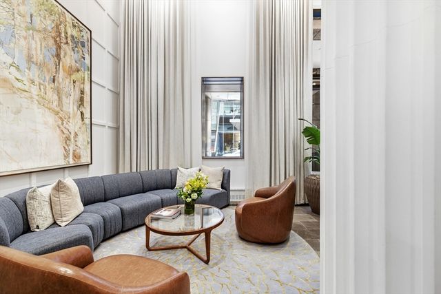 1 Avery St 17F, Boston, MA 02111