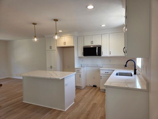 180 Petersham Road, Phillipston, MA 01331