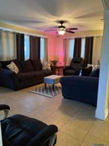 9375 Cuyhanga Pkwy, Baton Rouge, LA 70815