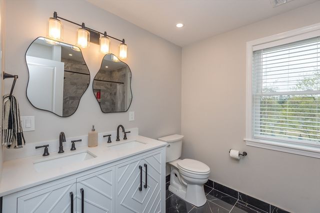 48 Macarthur Rd, Stoneham, MA 02180