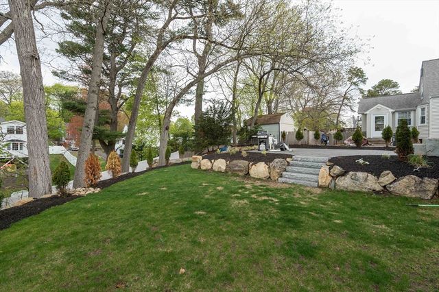 48 Macarthur Rd, Stoneham, MA 02180