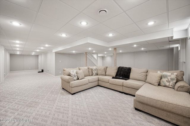 14307 Academy Ridge Blvd, Louisville, KY 40245