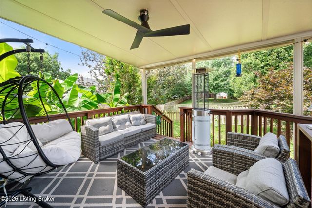 14307 Academy Ridge Blvd, Louisville, KY 40245