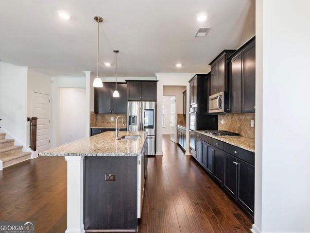 198 Broder Farms Drive, Stockbridge, GA 30281