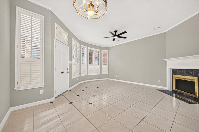 8888 Benning Drive 204, Houston, TX 77031
