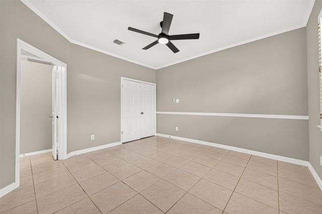 8888 Benning Drive 204, Houston, TX 77031