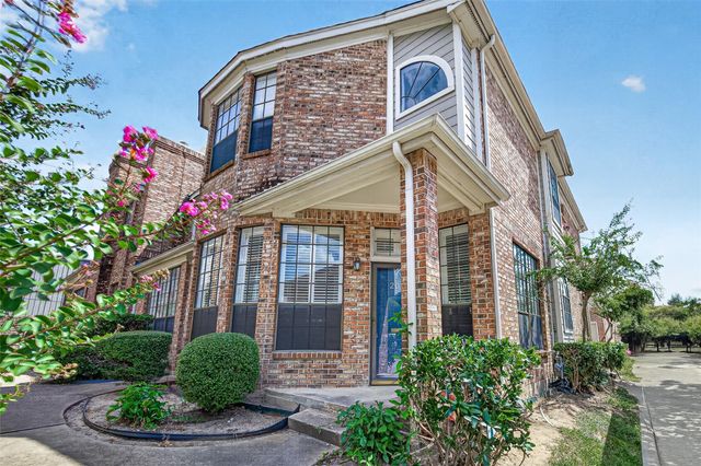 8888 Benning Drive 204, Houston, TX 77031