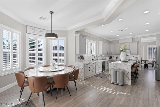 7412 Cardigan Bay Street, Las Vegas, NV 89131