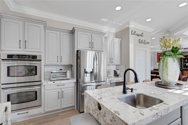 7412 Cardigan Bay Street, Las Vegas, NV 89131