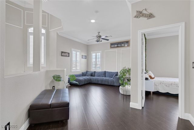 7412 Cardigan Bay Street, Las Vegas, NV 89131