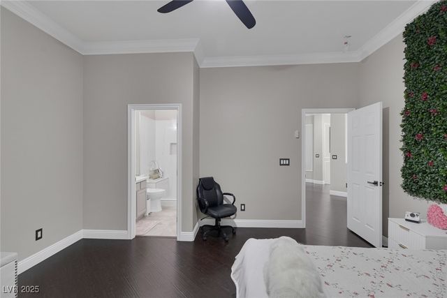 7412 Cardigan Bay Street, Las Vegas, NV 89131