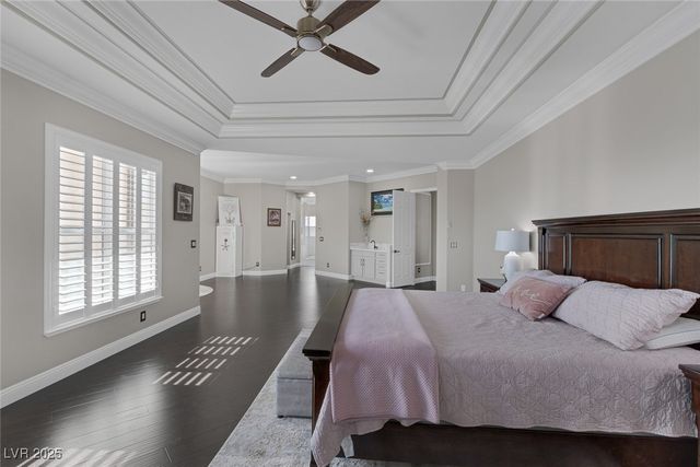 7412 Cardigan Bay Street, Las Vegas, NV 89131