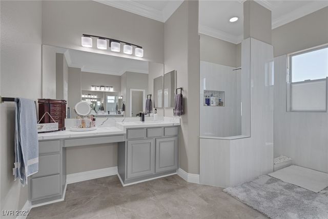 7412 Cardigan Bay Street, Las Vegas, NV 89131