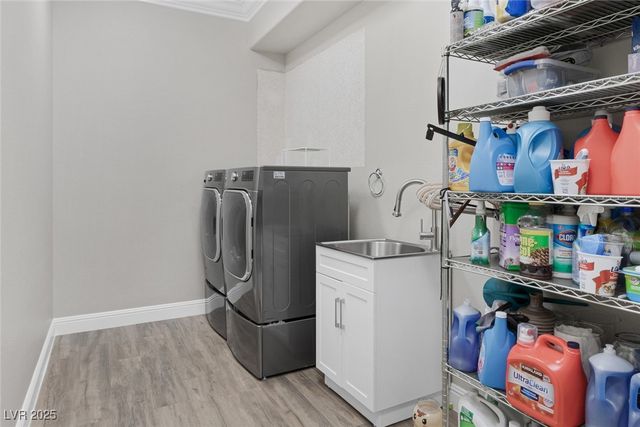 7412 Cardigan Bay Street, Las Vegas, NV 89131