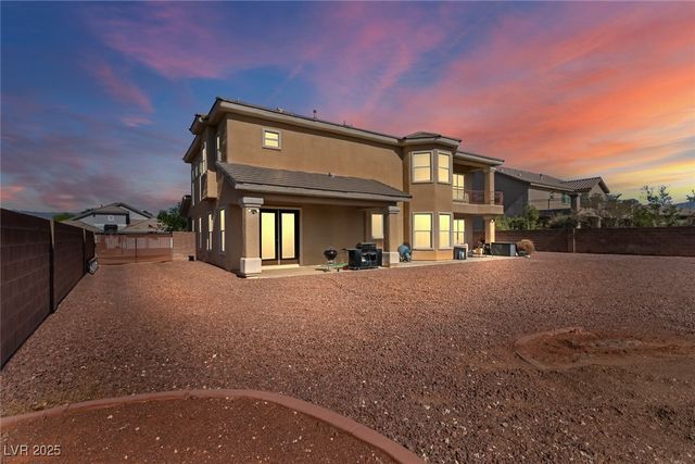 7412 Cardigan Bay Street, Las Vegas, NV 89131