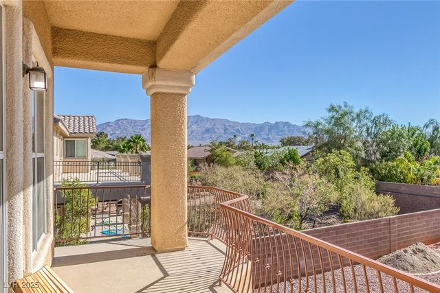 7412 Cardigan Bay Street, Las Vegas, NV 89131