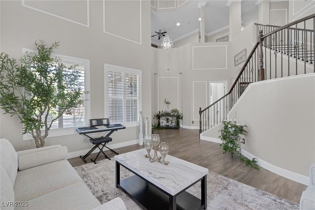 7412 Cardigan Bay Street, Las Vegas, NV 89131