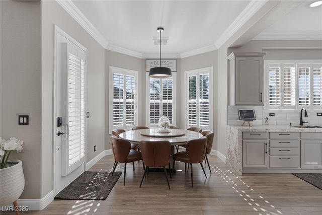 7412 Cardigan Bay Street, Las Vegas, NV 89131