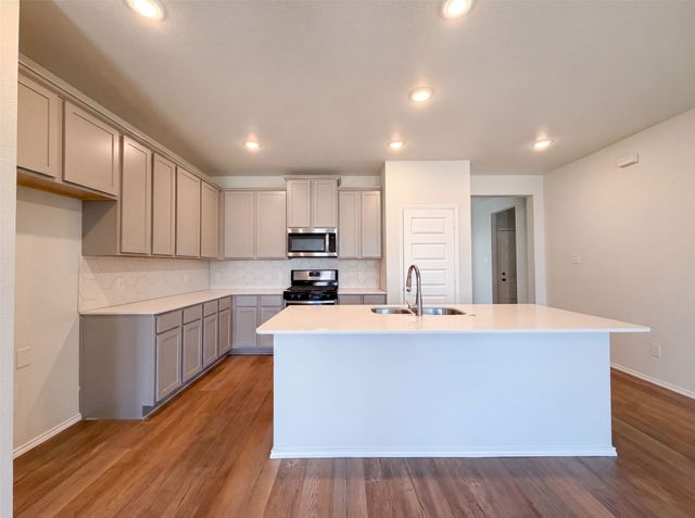 5904 Saddle Pack Drive, Fort Worth, TX 76123